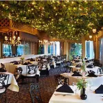Ingleside Estate Hotel & Bungalows- Adults Only 